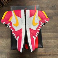 Light Fusion Red Jordan 1 High Retro (USED)