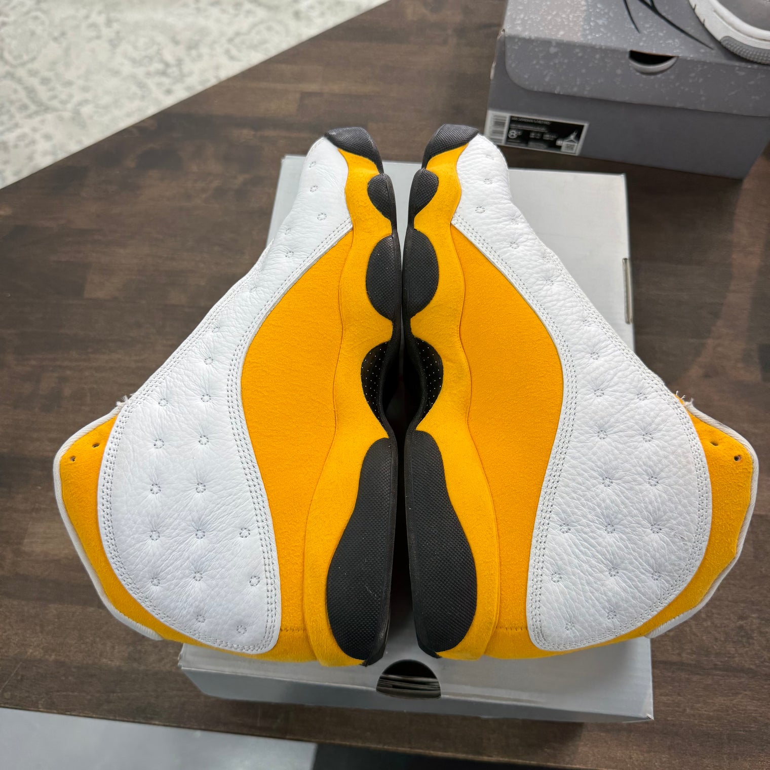 Del Sol Jordan 13 (USED)
