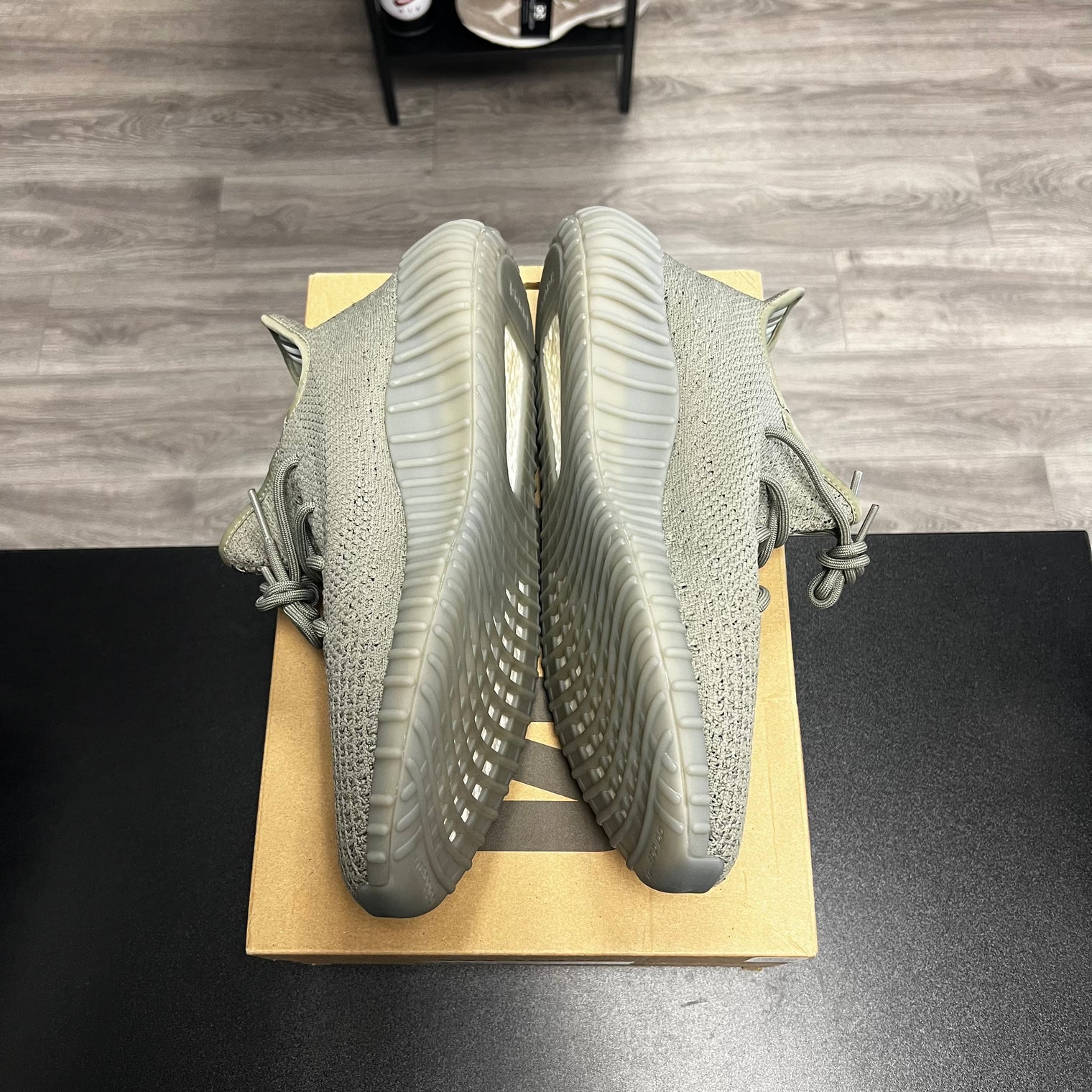 Granite Yeezy Boost 350 V2 (USED)