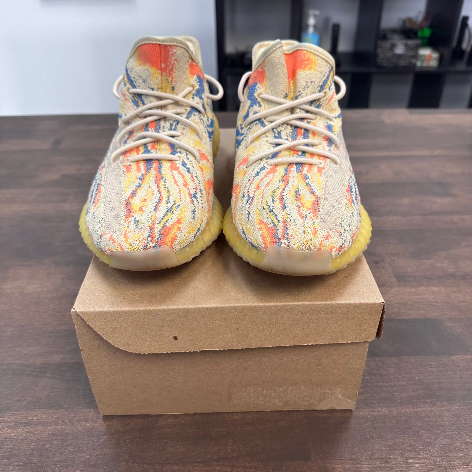 MX Oat Yeezy 350 (USED,NO BOX)