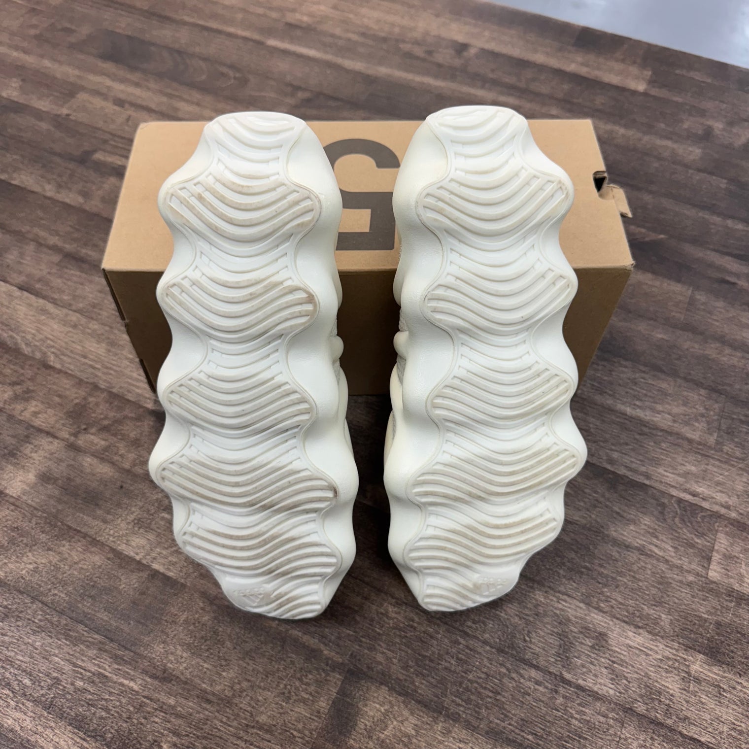 Cloud Yeezy 450 (USED)