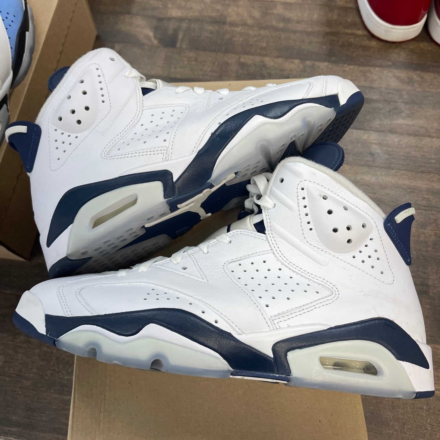 Midnight Navy Jordan 6 (USED,No Box)