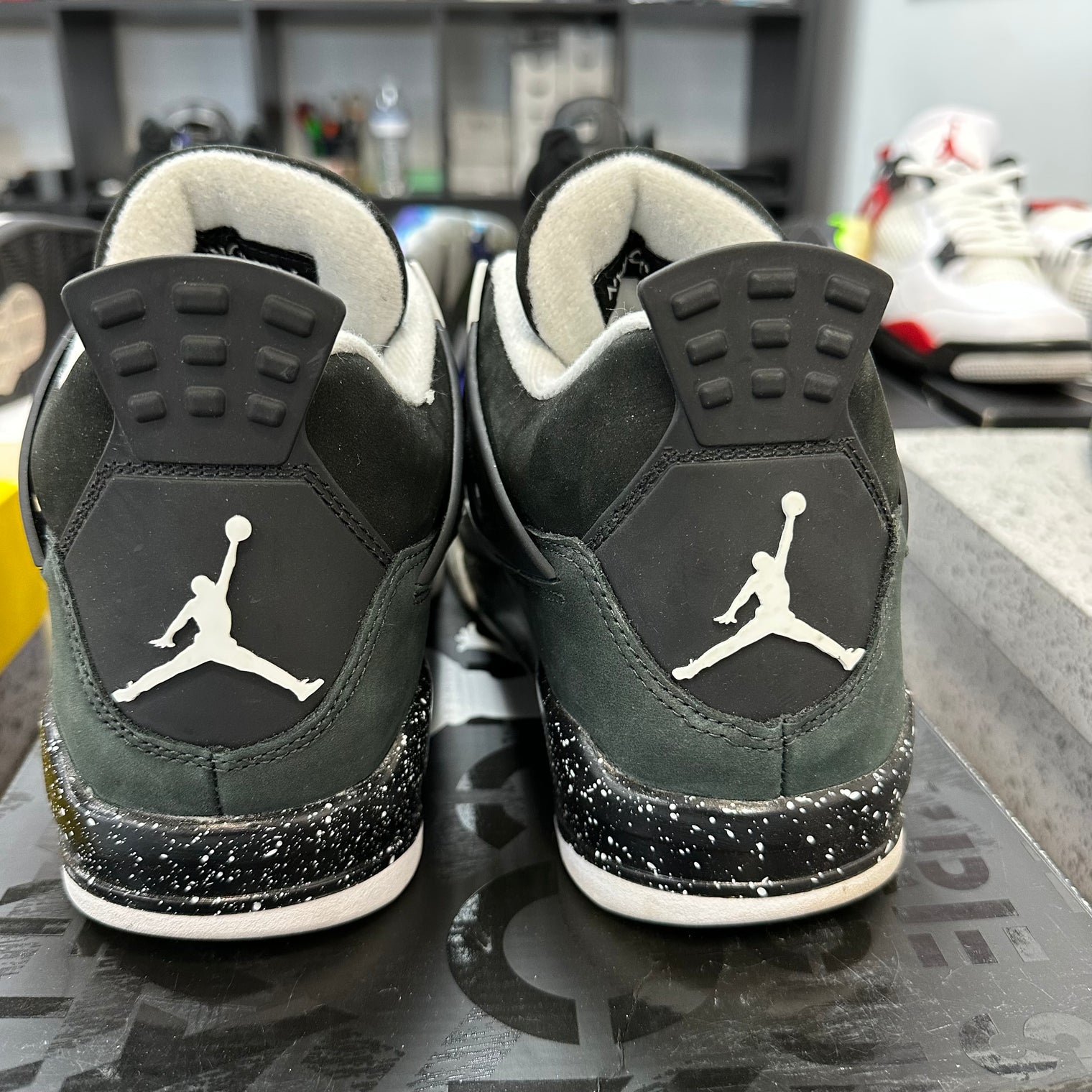 Fear Jordan 4 Retro (USED)