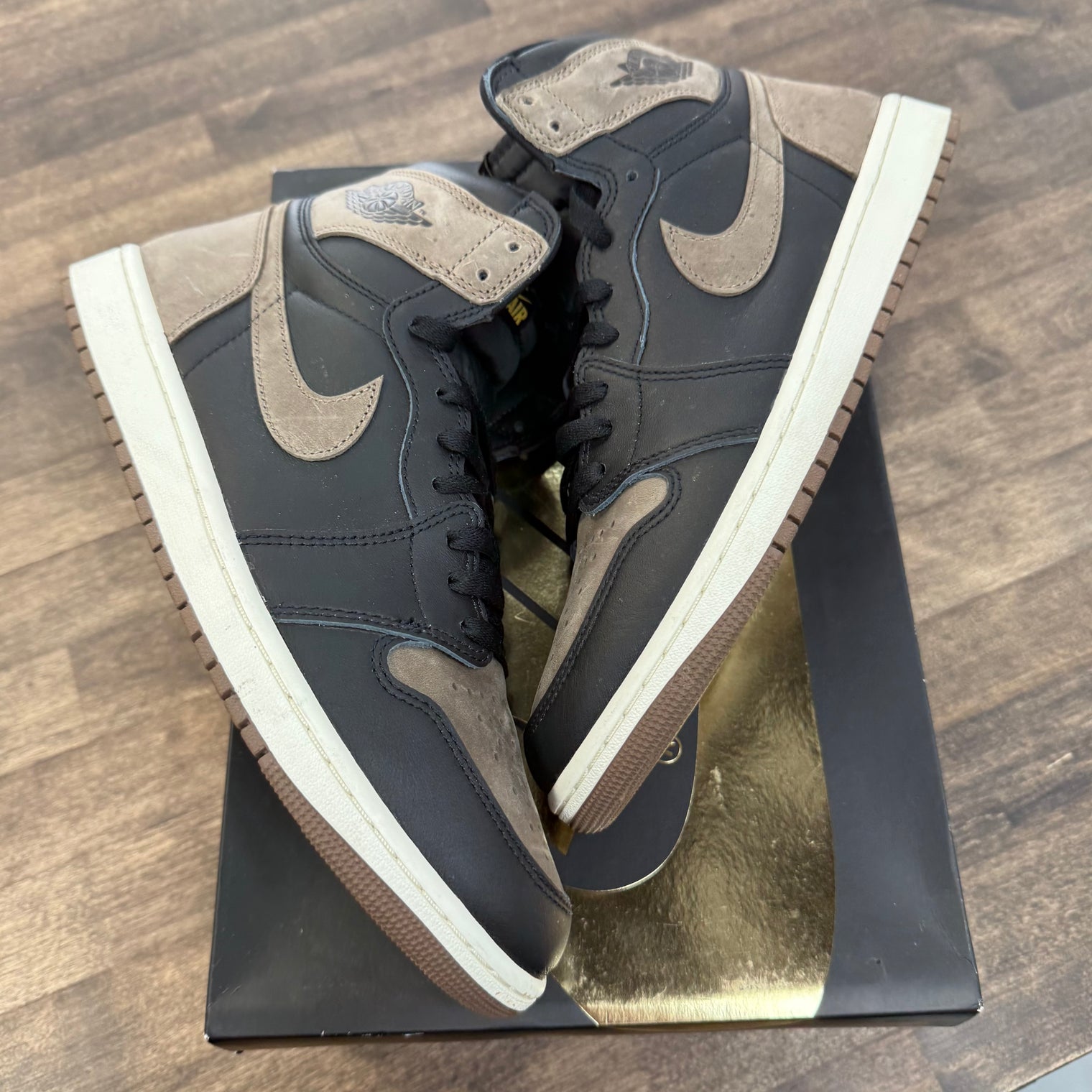 Palomino Jordan 1 High (USED)