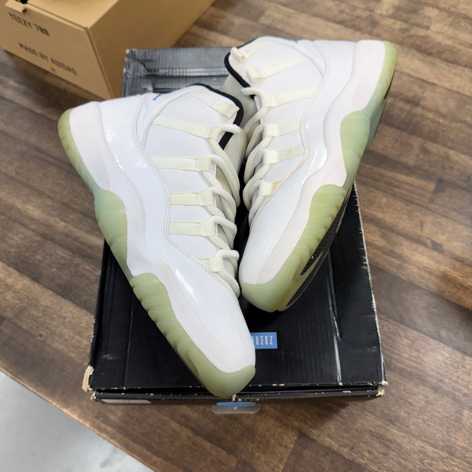 Legend Blue Jordan 11 High (2014) (USED)