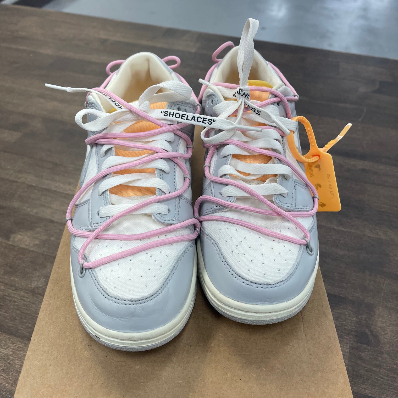 Lot 9 Off-White Nike Dunk Low (USED, No Box)