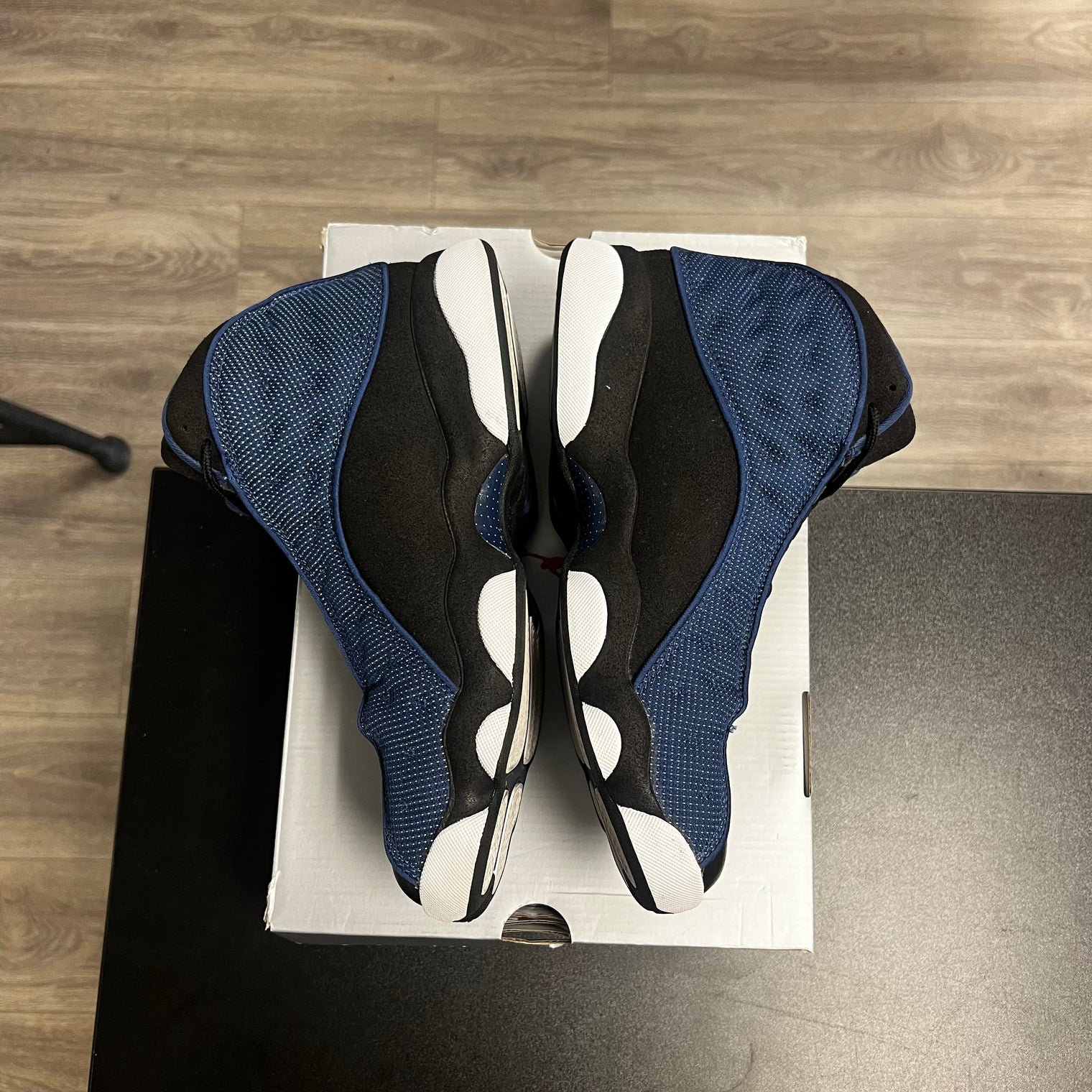 Brave Blue Jordan 13 (USED)