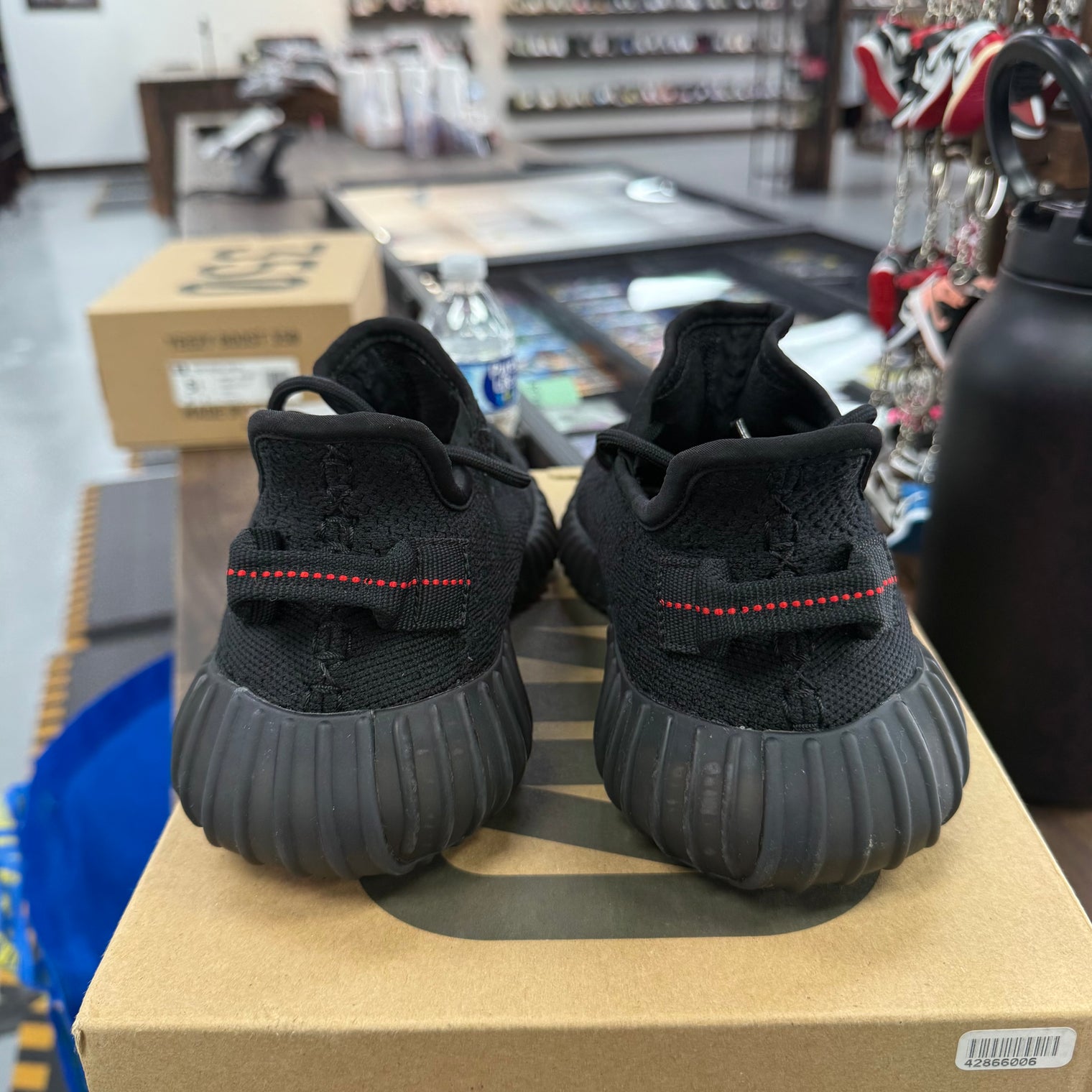 Bred Yeezy 350 (USED,Replacement Box)
