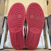 Gym Red Jordan 1 Low (USED)