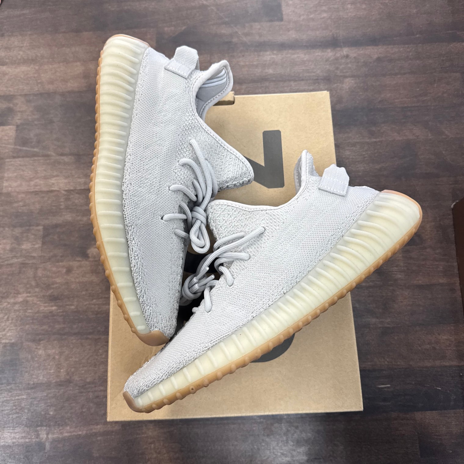 Sesame Yeezy 350 (USED)