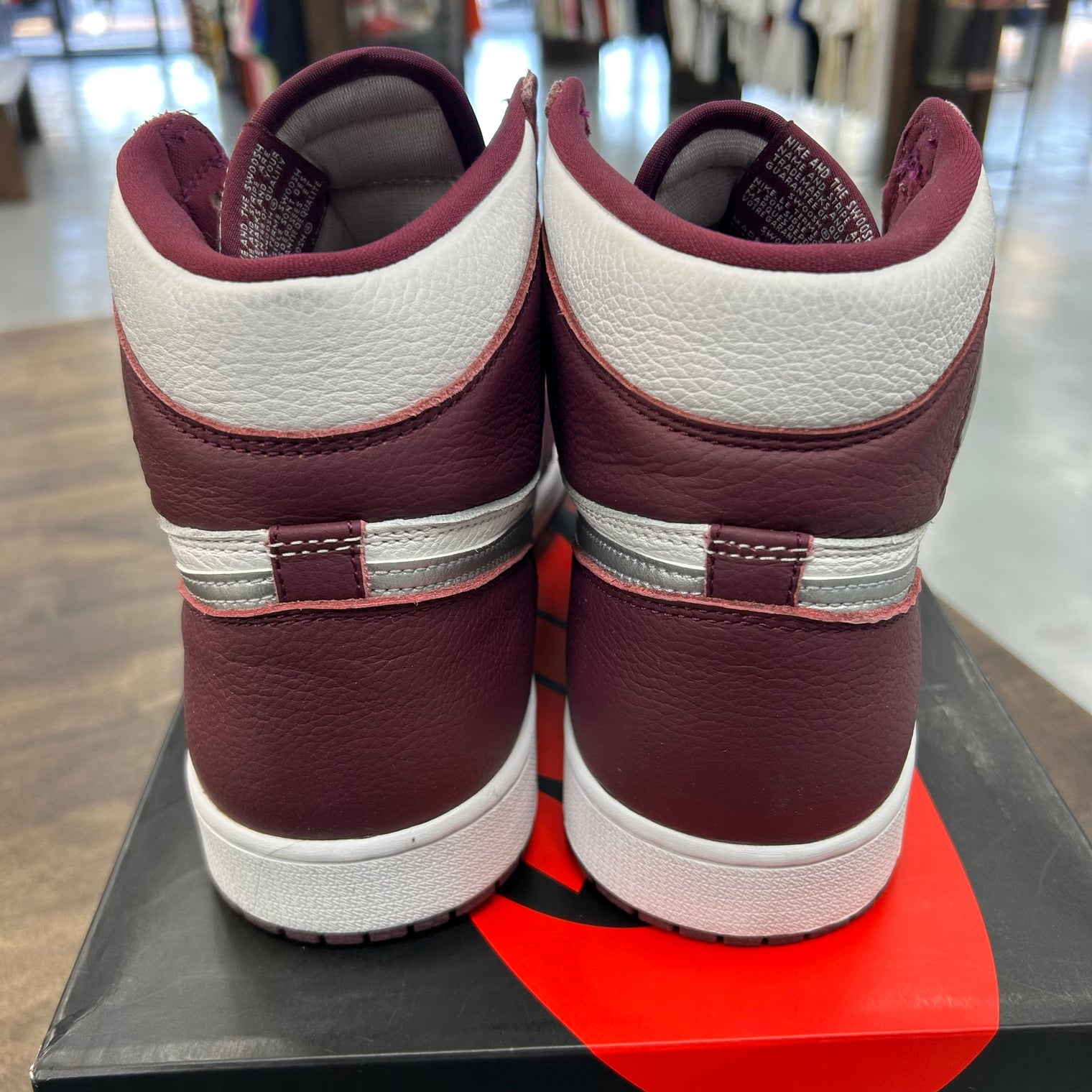 Bordeaux Jordan 1 High (USED)