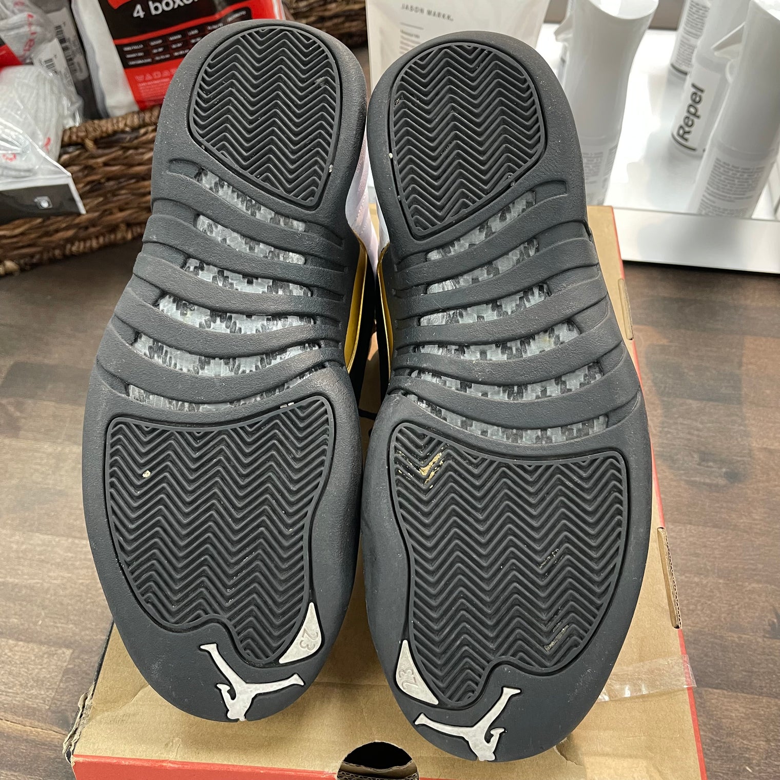 Royalty Taxi Jordan 12 (USED)