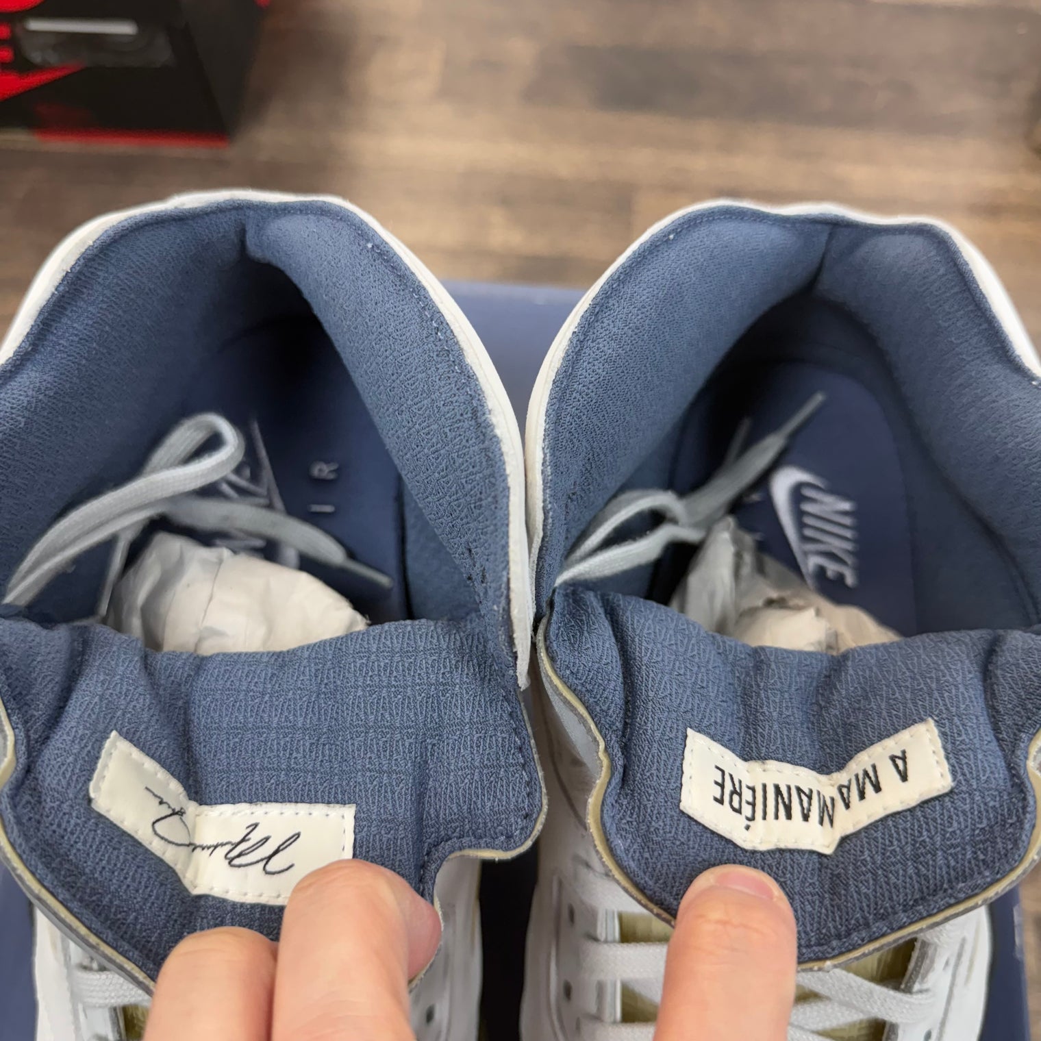 (W) Dawn A Ma Maniere Jordan 5 (USED)
