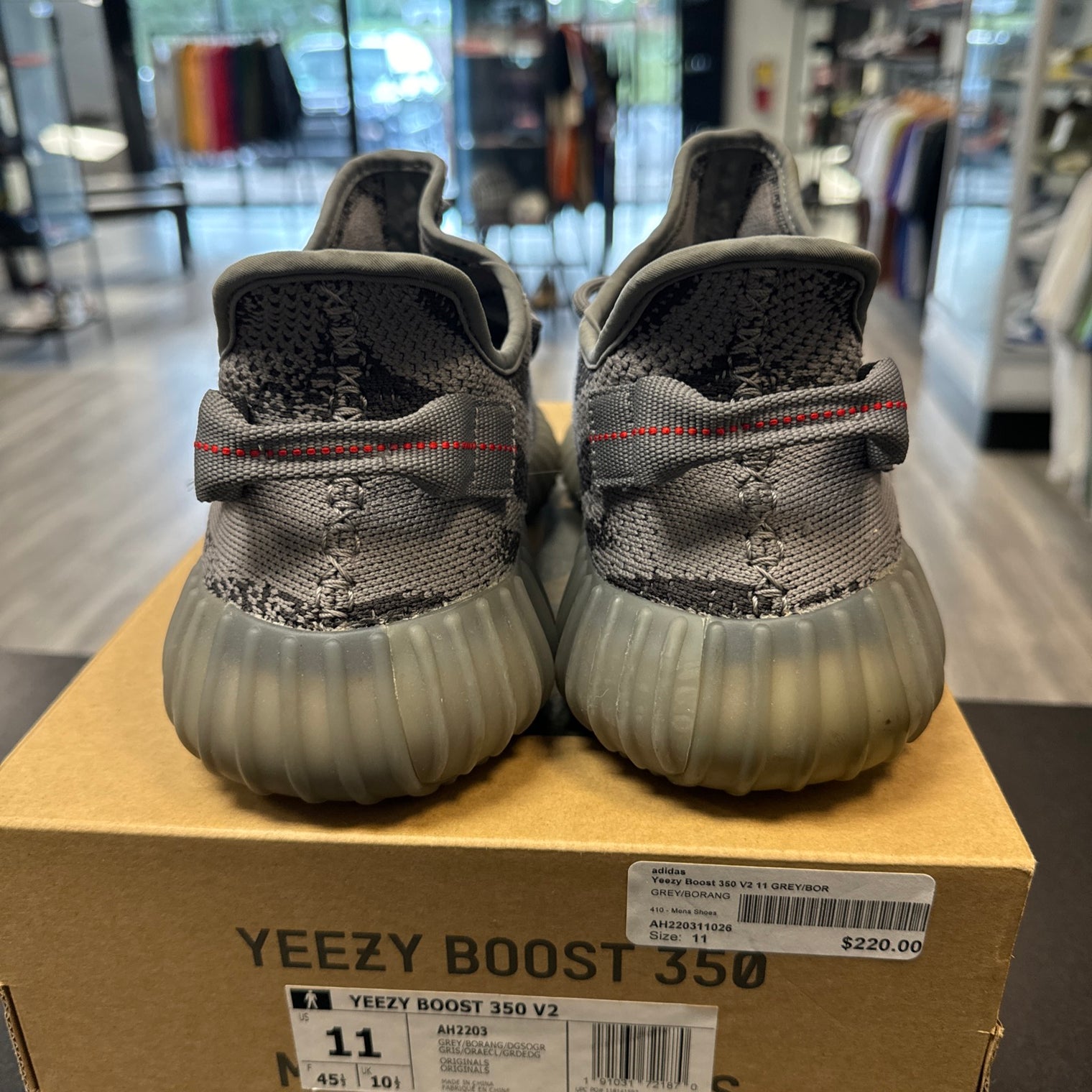 Beluga 2.0 Yeezy 350 (USED)