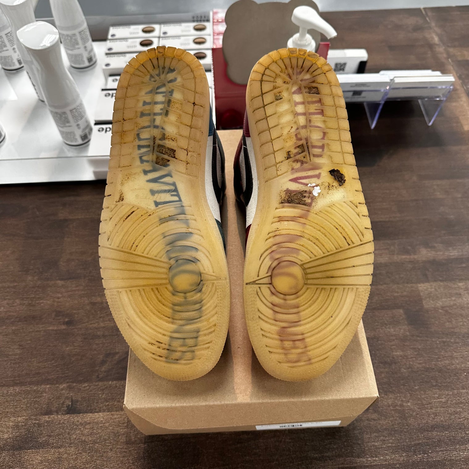 Anti-Gravity Jordan 1 Mid (W) (USED, No Box)