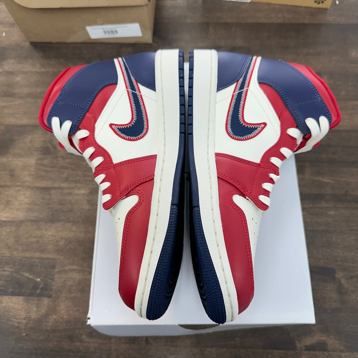 (W) USA Jordan 1 Mid (USED)