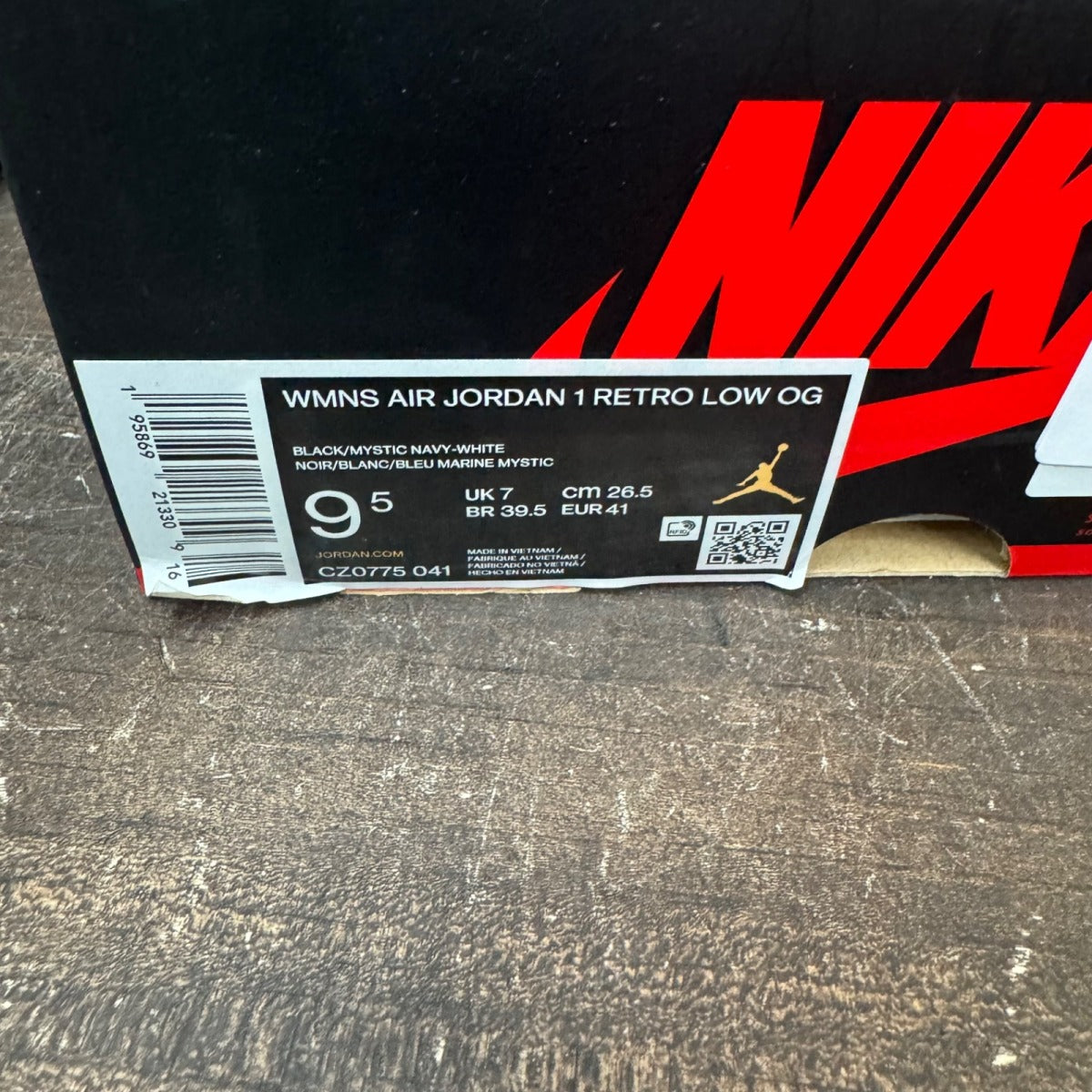Jordan 1 Retro Low OG Mystic Navy (Women's) Size 9.5W (Pre-Owned) - aux