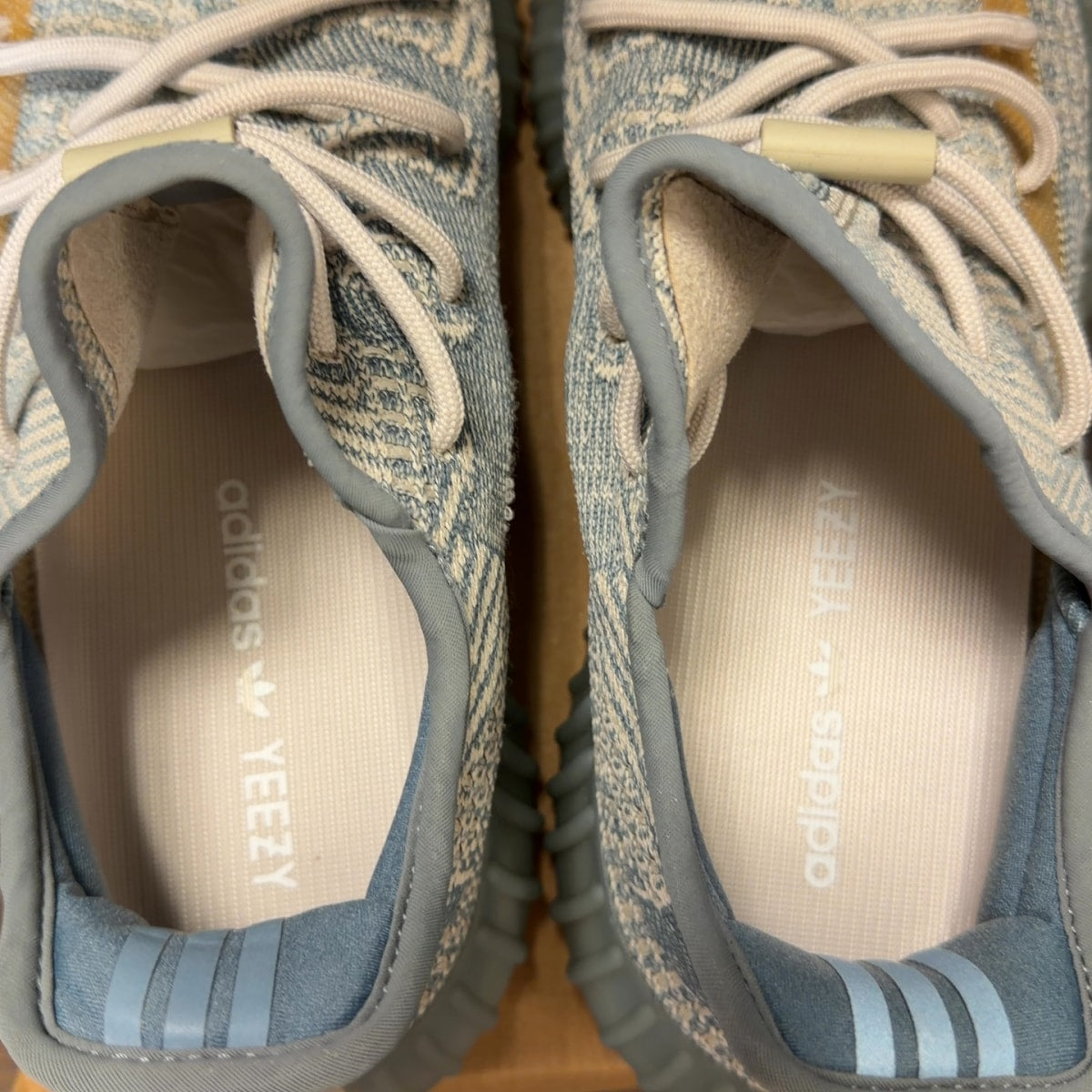 adidas Yeezy Boost 350 V2 Israfil Size 10 (Pre-Owned) - Image 5