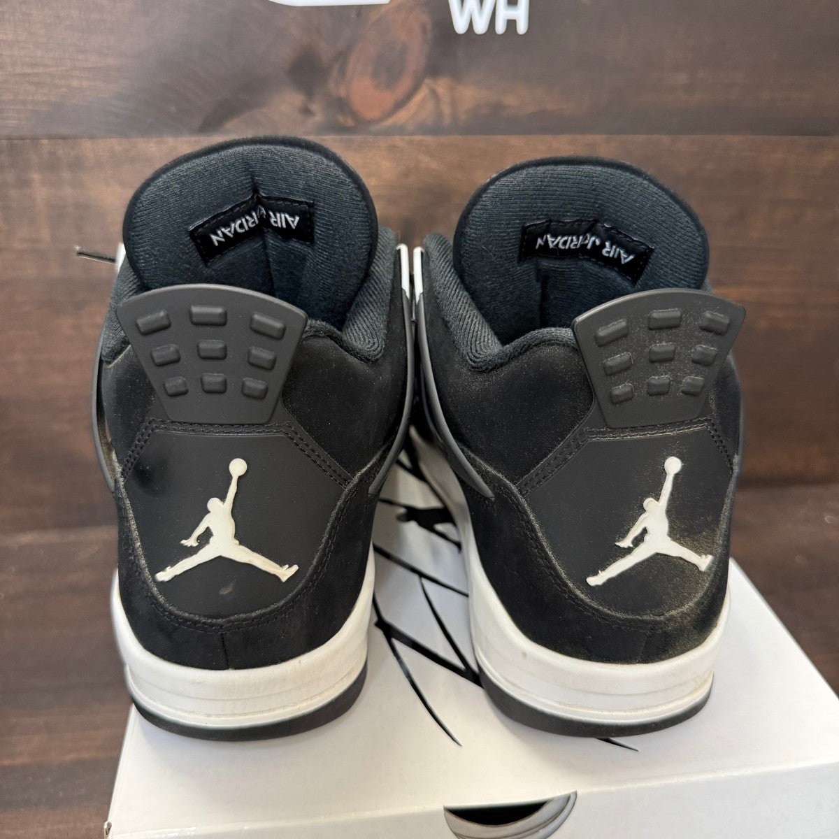 Jordan 4 Retro White Thunder - Image 3