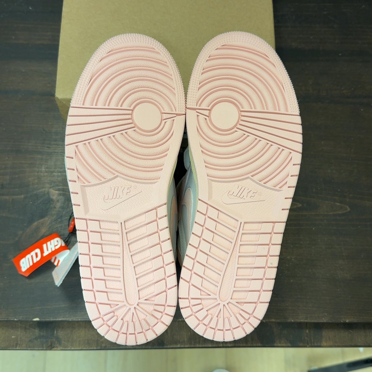 Jordan 1 Retro High OG Washed Pink (Women's) Size 10W (Pre-Owned) - aux