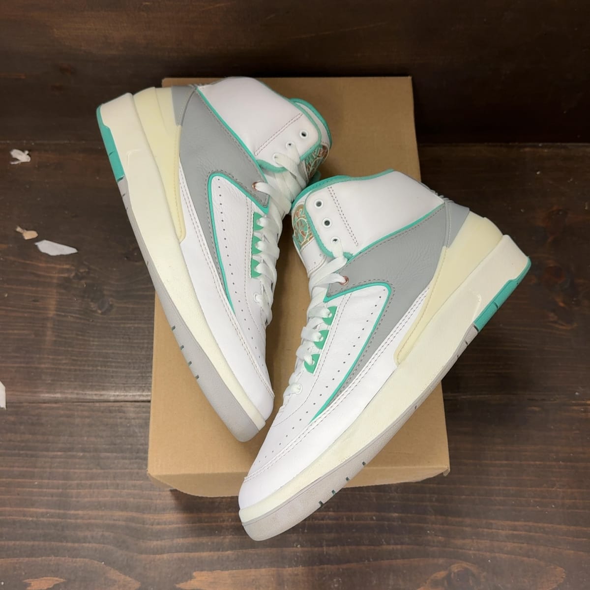 Jordan 2 Retro Crystal Mint (Women's) Size 12W (Pre-Owned) - back