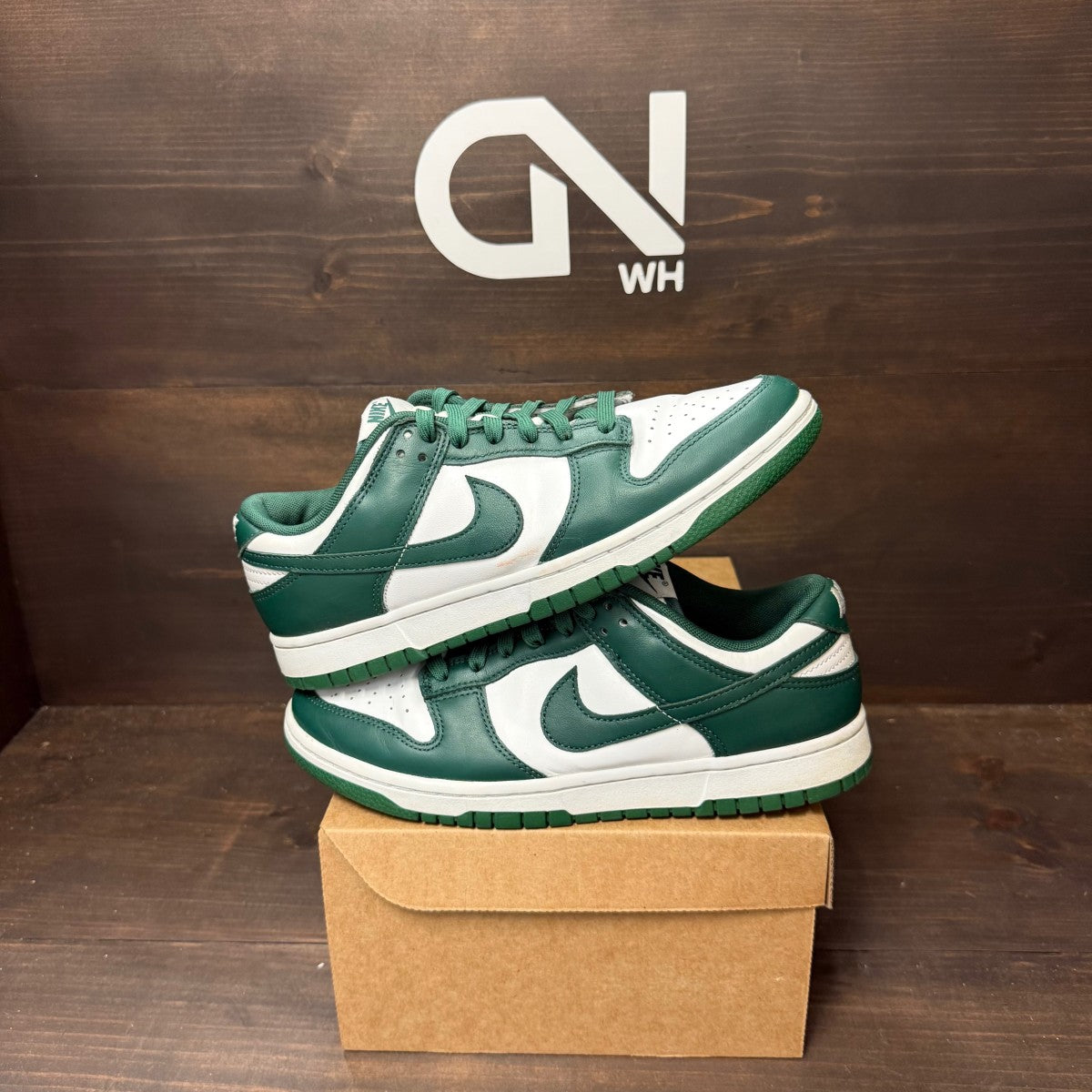 Nike Dunk Low Michigan State Size 8 (Pre-Owned) - Image 1