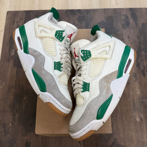 Jordan 4 Retro SB Pine Green Size 12 (Pre-Owned) - Image 1