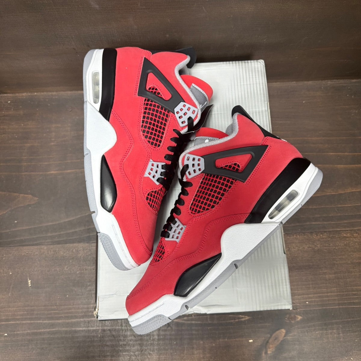 Jordan 4 Retro Toro Bravo (2026) Size 10
