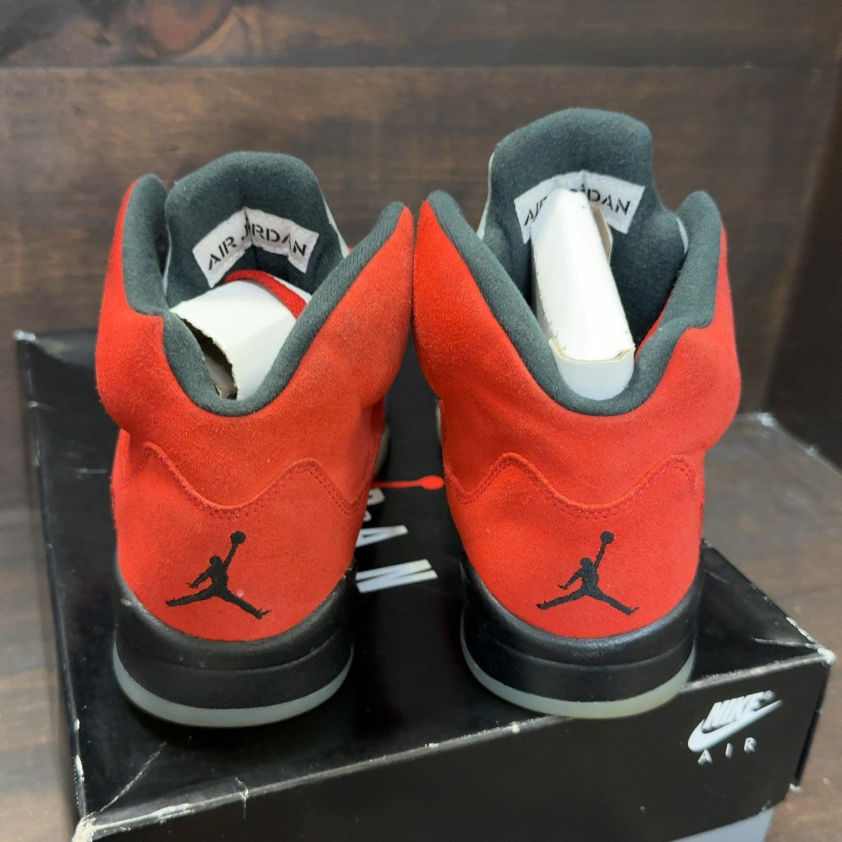 Jordan 5 Retro Raging Bull Red (2021) Size 8.5 (Pre-Owned) - Image 4