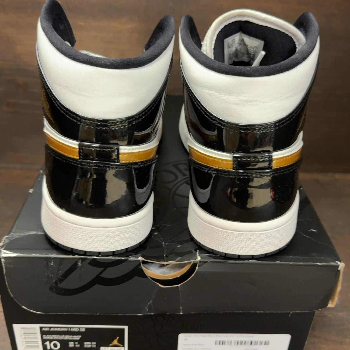 Jordan 1 Mid Patent Black White Gold - Image 5