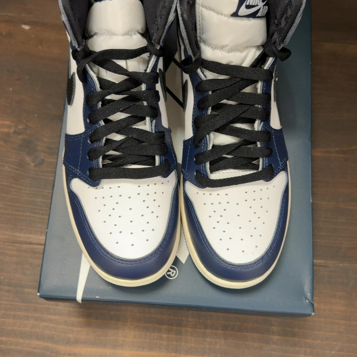 Jordan 1 Retro High OG Midnight Navy (GS) - Image 3