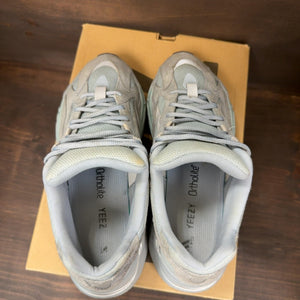 adidas Yeezy Boost 700 V2 Hospital Blue Size 8.5 (Pre-Owned)