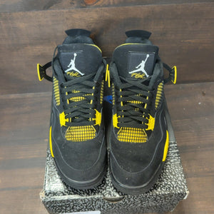 Jordan 4 Retro Thunder (2023) Size 11 (Pre-Owned) - Image 3