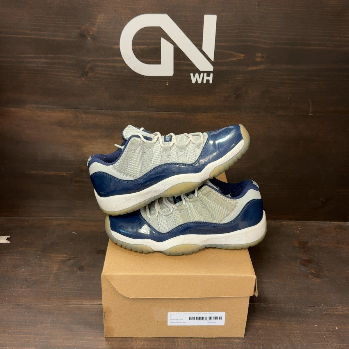 Jordan 11 Retro Low Georgetown (GS) Size 6Y (Pre-Owned) - Image 1