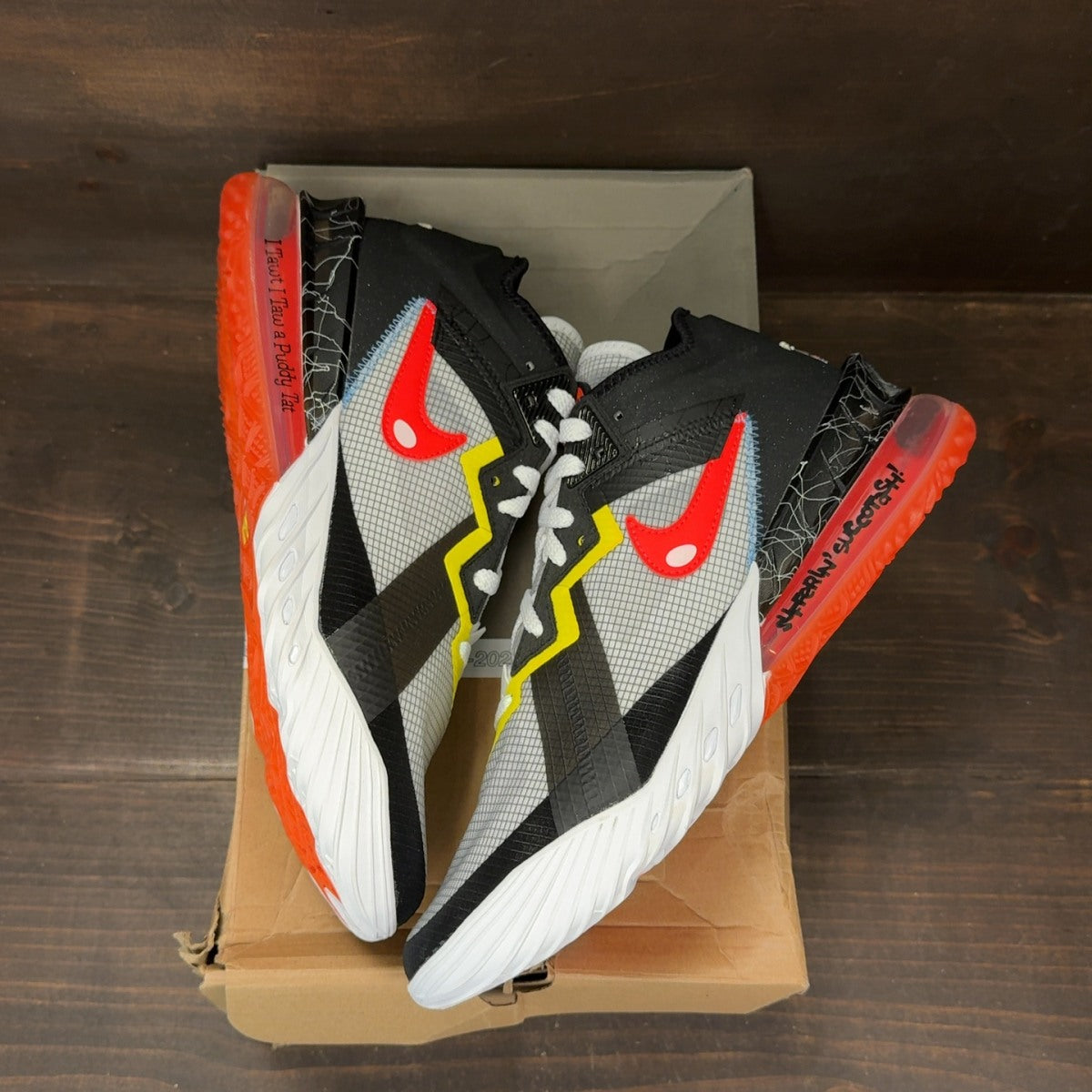 Nike LeBron 18 Low Sylvester vs Tweety Space Jam - Image 2
