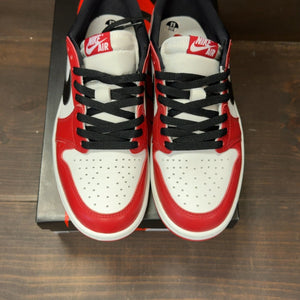 Jordan 1 Retro Low OG Chicago (2025) - Image 3