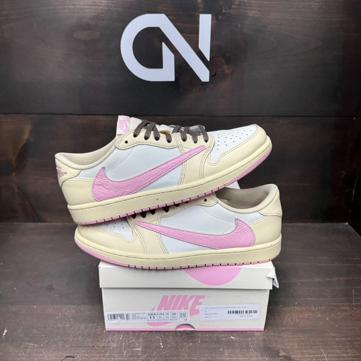 Jordan 1 Retro Low OG SP Travis Scott Shy Pink - Image 1