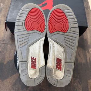Jordan 3 Retro Black Cement (2018) Size 8.5 (Pre-Owned) - Image 6