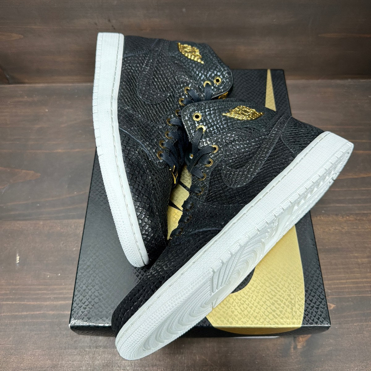 Jordan 1 Retro Pinnacle Black - Image 2