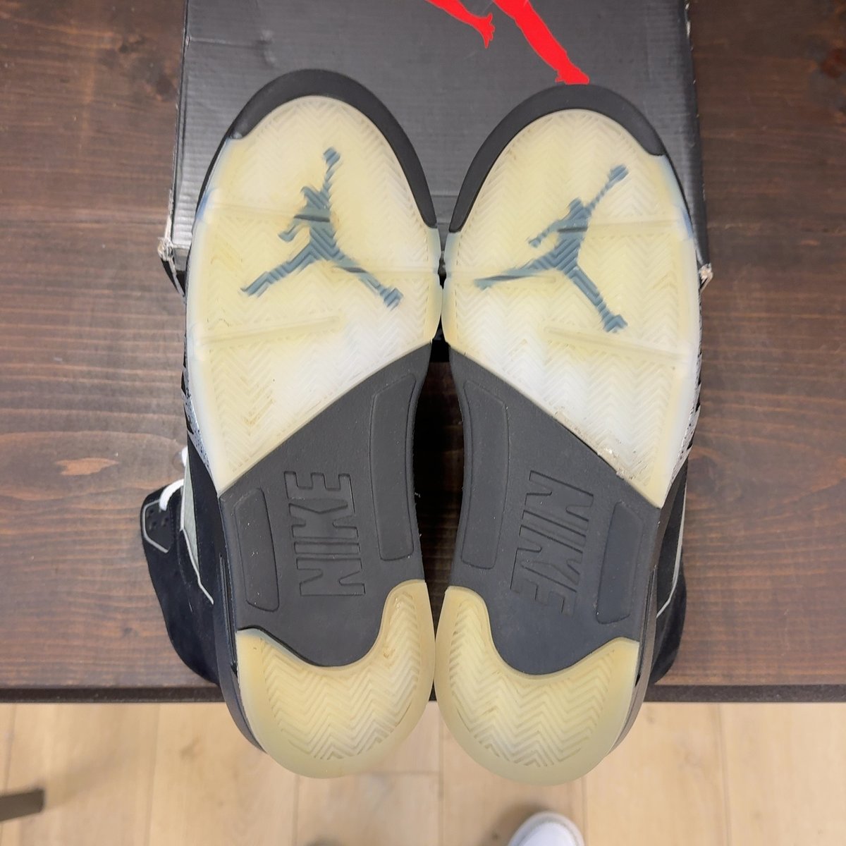 Jordan 5 Retro OG Black Metallic Reimagined Size 11.5 (Pre-Owned) - aux