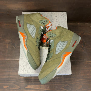 Jordan 5 Retro Olive (2024) Size 10.5 (Pre-Owned) - back