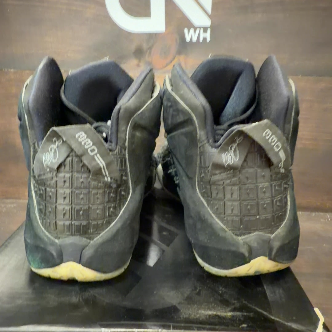 Nike LeBron 12 EXT Rubber City - Image 4