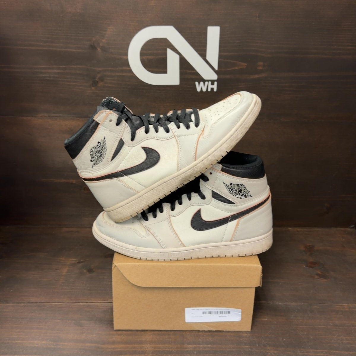 Jordan 1 Retro High OG Defiant SB NYC to Paris Size 10 (Pre-Owned) - Image 1