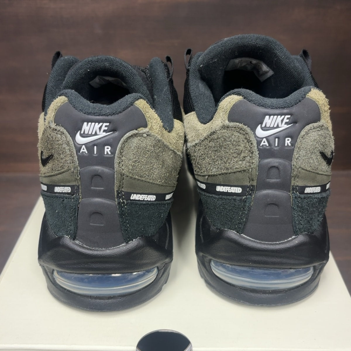 Nike Air Max 95 SP Undefeated Geo La Brea Medium Olive Size 12 (Pre-Owned)
