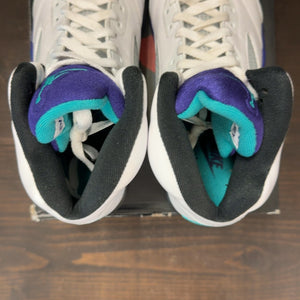 Jordan 5 Retro Grape (2025) Size 10 (Pre-Owned) - aux
