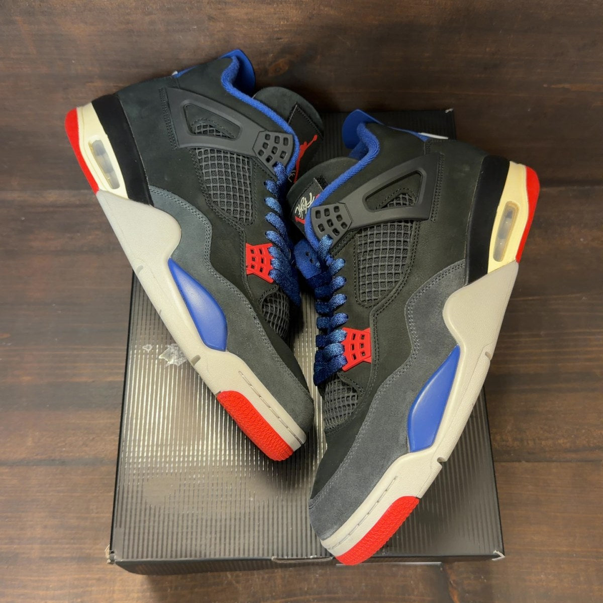 Jordan 4 Retro Rare Air (Gold Lettering) Size 12 (Pre-Owned) - Image 2