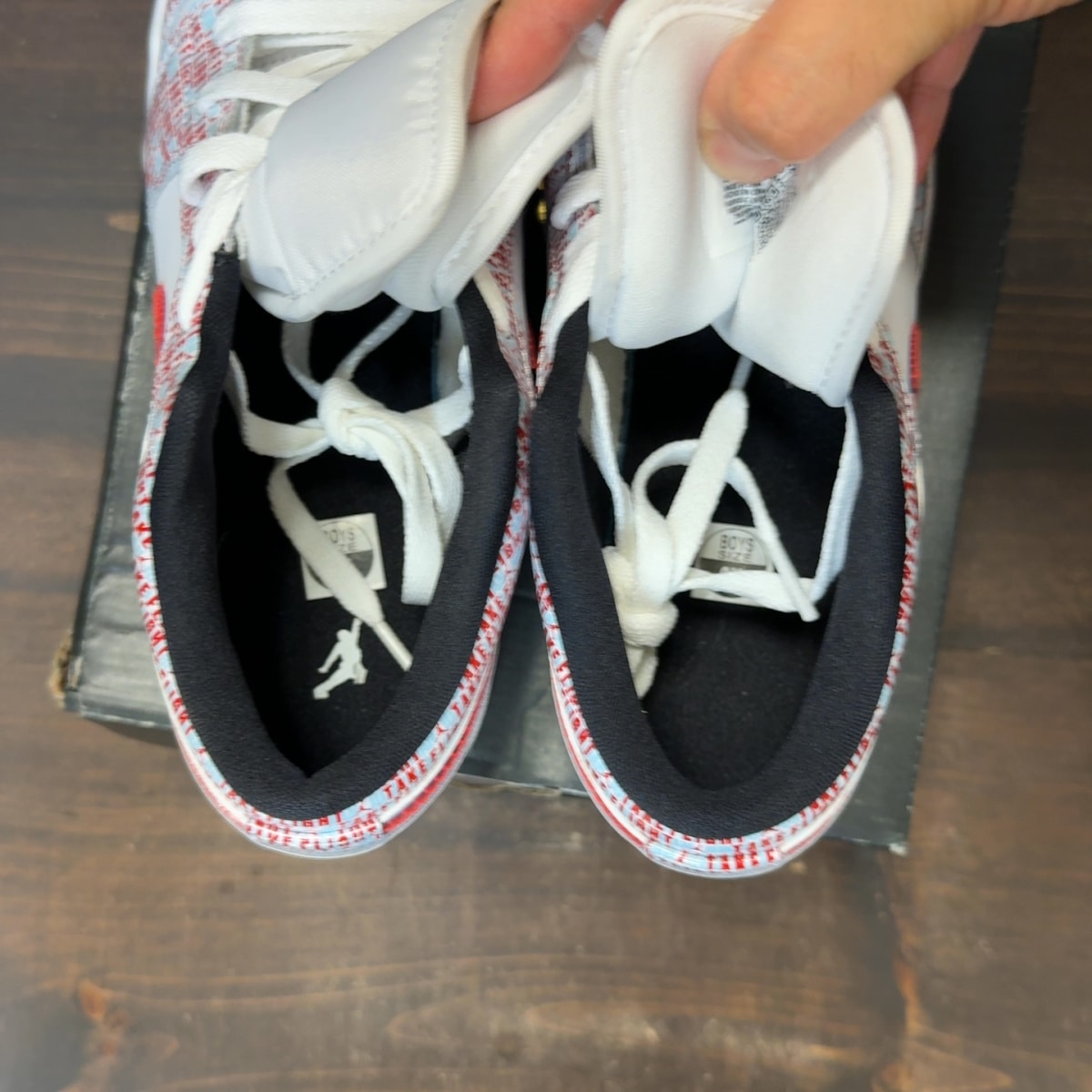 Jordan 1 Low SE Take Flight (GS) - Image 5