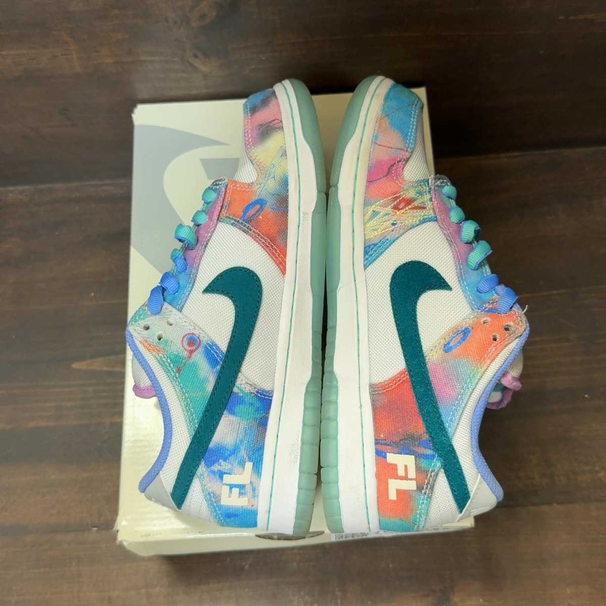 Nike SB Dunk Low Futura Laboratories Bleached Aqua - Image 6