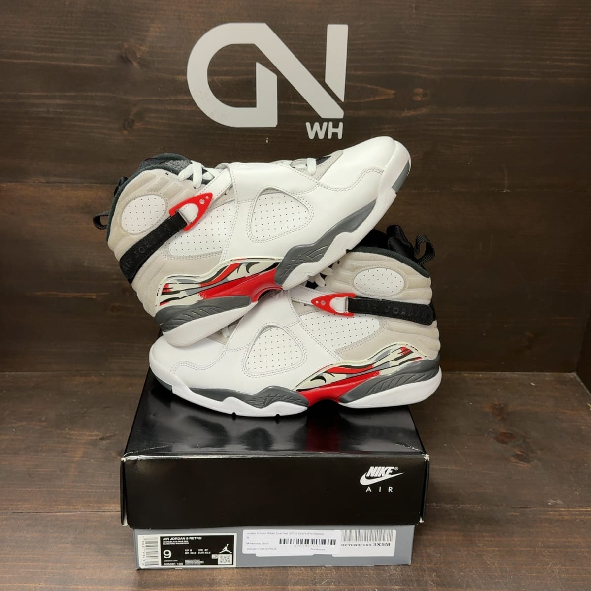 Jordan 8 Retro White True Red (2025) Size 9 (Pre-Owned) - front