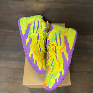 Puma LaMelo Ball MB.03 Spark Size 13 (Pre-Owned) - Image 2